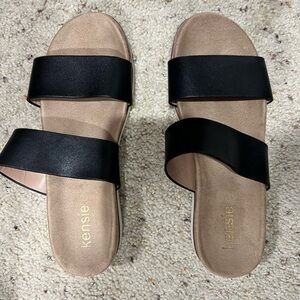 Women’s‎ Kensie black sandals 7.5 wedge